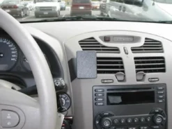 Chevrolet Malibu 04-07, Centrerad