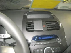 Chevrolet Spark 11-14, Centrerad