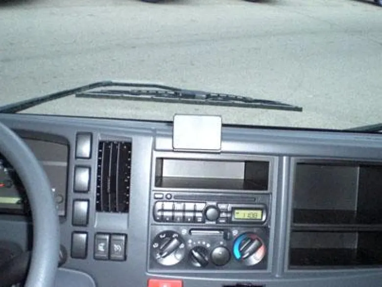 Chevrolet W-Serie 08-15, Centrerad