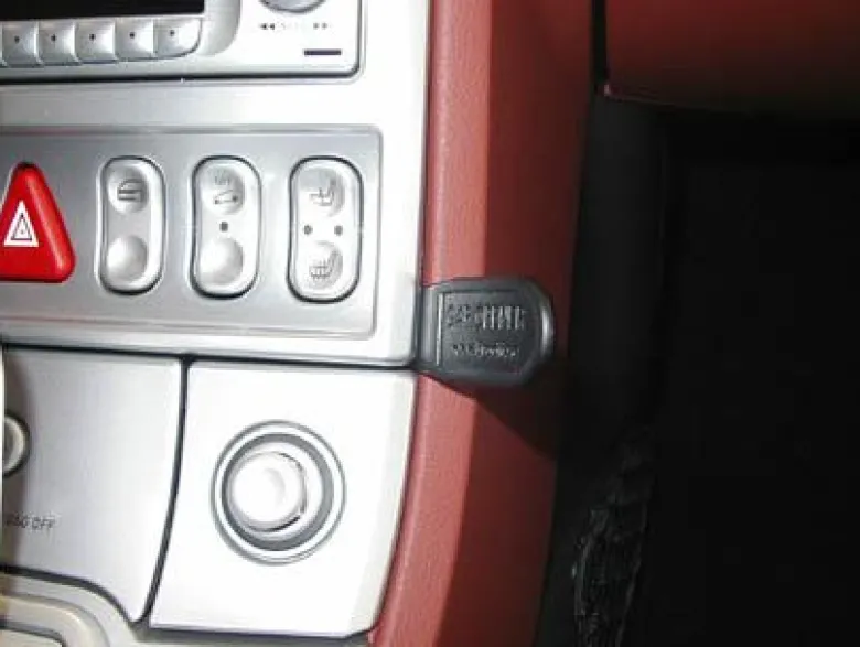 Chrysler Crossfire 04-07, Vinklad