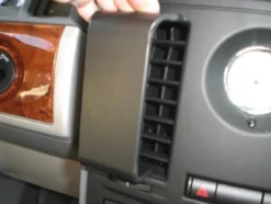 Chrysler Voyager 08-11, Centrerad