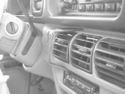 Chrysler Voyager 94-95, Centrerad, Låg