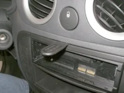 Citroen C2/C3 06-09, Centrerad