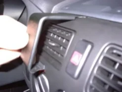 Daihatsu Sirion 02-06, Centrerad