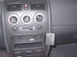 Daihatsu Sirion 02-06, Vinklad