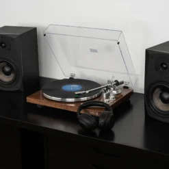 Dayton Audio TT-1BTW, skivspelare med BT, USB och inbyggt RIAA, trä