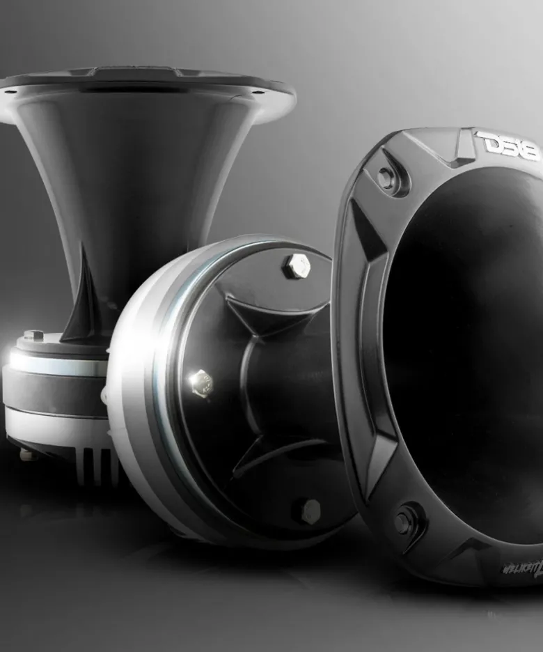 DS18 PRO-DKH1F, högljudd 2tums fenoldriver med horn