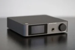 Dynavoice CA802BT & Polk Audio Atrium 6 Svarta Utomhushögtalare Stereopaket