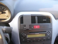 Fiat Punto Grande 06-13, Centrerad