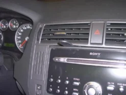 Ford C-Max 04-10/Ford Kuga 08-12, Centrerad