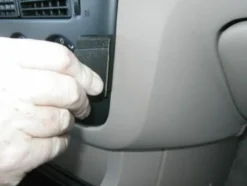 Ford Explorer 02-05, Vinklad
