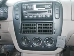 Ford Explorer 02-05, Vinklad