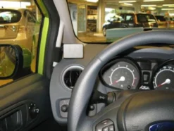 Ford Fiesta 09-15, Vänster