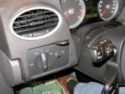 Ford Focus 05-10, Vänster
