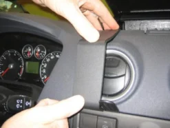 Ford Fusion 06-12, Centrerad