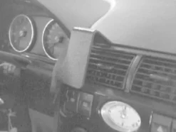 Ford Mondeo 01-07, Centrerad