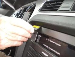 Ford Mustang 10-14, Centrerad