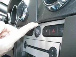 Ford Mustang 05-09, Centrerad