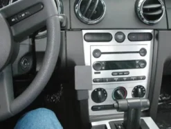 Ford Mustang 05-09, Centrerad, Låg