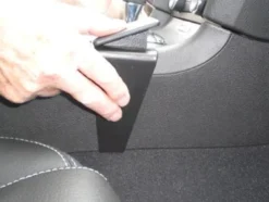 Ford Mustang 10-14, Konsol