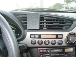 Honda Insight 01-08, Centrerad