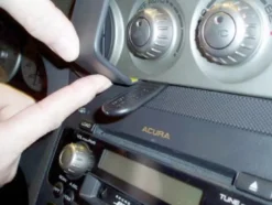 Honda Integra 04-06, Centrerad