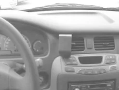 Hyundai Trajet 00-09, Centrerad