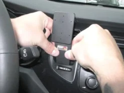 Kia Carens 14-15, Centrerad