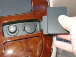Kia Carnival 06-11, Vinklad