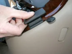 Kia Carnival 06-11, Vinklad