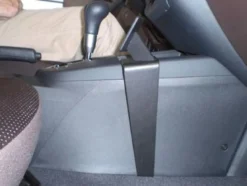 Kia Cerato 10-11, Konsol