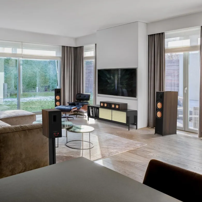 Klipsch RP-8060FA II Dolby Atmos-golvhögtalare, valnöt par