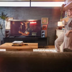 Klipsch The Fives II aktiva streaminghögtalare med HDMI & Dolby Atmos, valnöt par