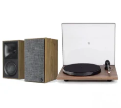 Klipsch The Fives valnöt & Rega Planar 1 Carbon, vinylspelarpaket