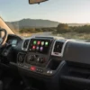 Macrom M-DL7000D25 bilstereo med CarPlay, Android Auto, DAB+ och Bluetooth