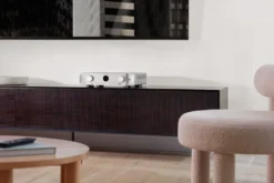 Marantz Cinema 70S slimmad 7.2-kanalig hemmabioförstärkare, silver