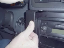 Mercedes Benz Vito 04-06, Centrerad, Låg