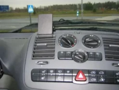 Mercedes Benz Vito 04-14, Centrerad, Prylfack