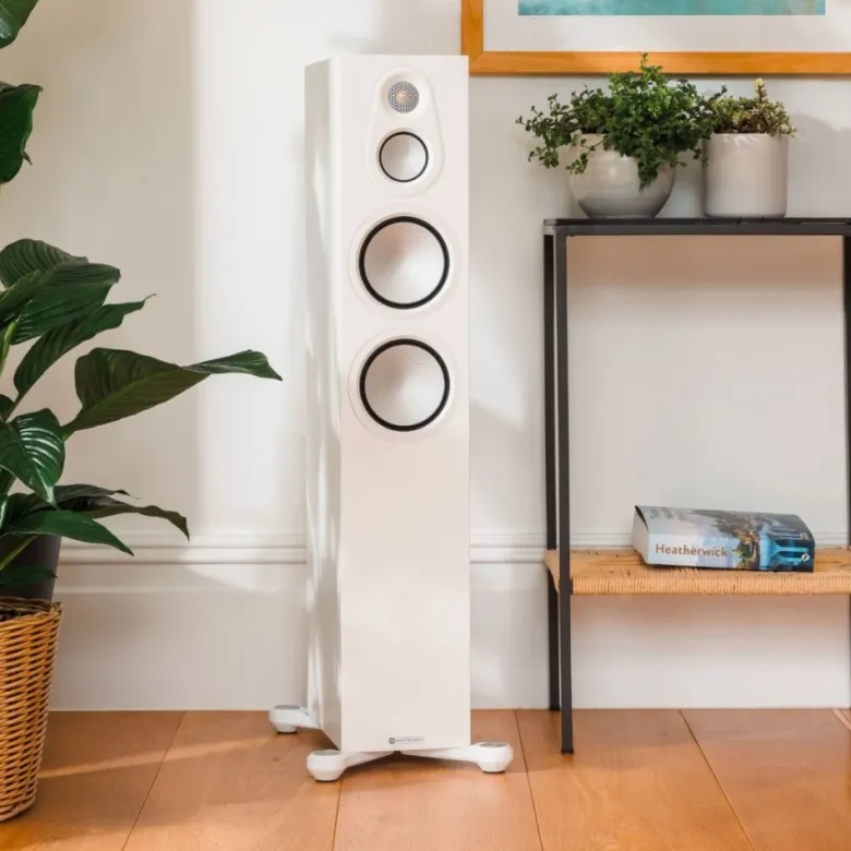 Monitor Audio Silver 300 8G golvhögtalare, vitt par