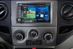 Monteringsram 2-DIN Iveco Daily, mörkgrå