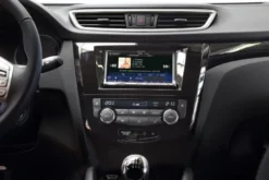Monteringsram 2-DIN Nissan Qashqai/X-Trail