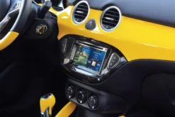 Monteringsram 2-DIN Opel Adam/Corsa E, piano black