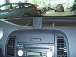 Nissan Micra 03-10, Centrerad
