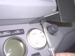 Nissan Micra 03-10, Vinklad