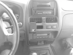 Nissan Navara 00-05, Centrerad, Låg