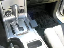 Nissan Navara 11-15, Konsol