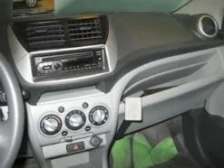 Nissan Pixo 09-15, Vinklad