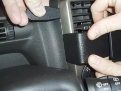 Nissan X-Trail 04-07, Centrerad