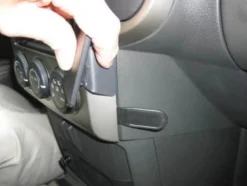 Nissan X-Trail 04-07, Vinklad, Låg