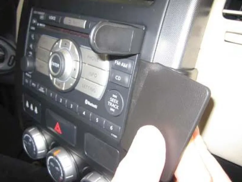 Nissan X-Trail 08-13, Vinklad, Navigationsskärm
